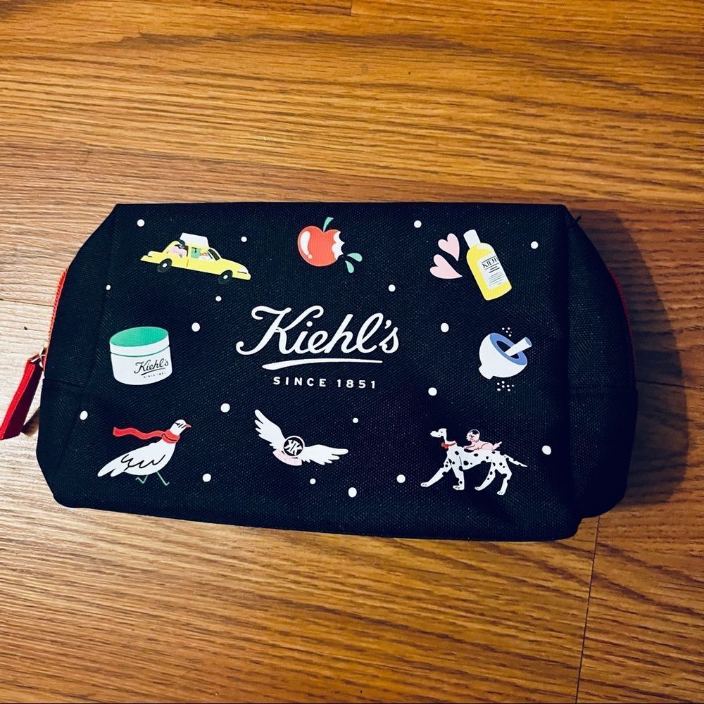 NWOT Kiehls Navy Blue With Multicolor Graphic Print Owll Zippered Make Up Bag